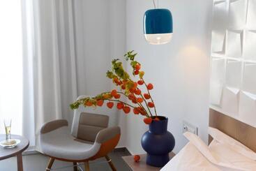 هتل Myconian Korali Relais & Chateaux