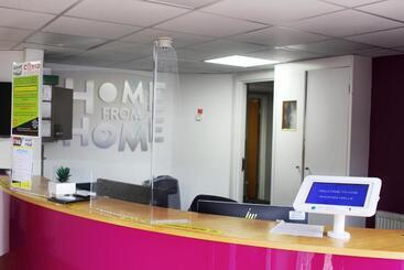 هتل Phoenix Halls