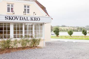 هتل Skovdal Kro