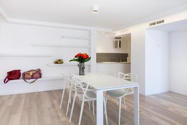 Sud Ibiza Suites