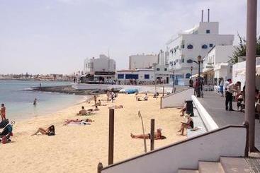 هاستل Pura Vida Corralejo