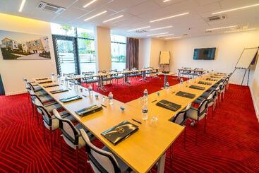 All Suites Choisy Le Roi