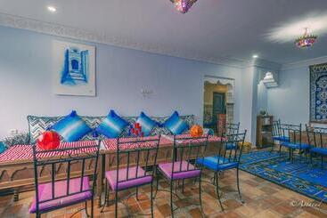 تختخواب و صبحانه Puerta Azul