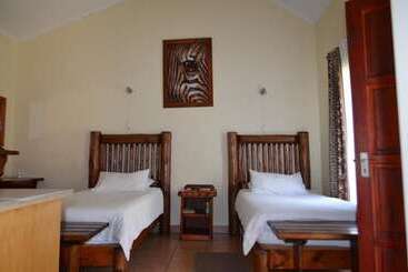 تختخواب و صبحانه Zebra Guesthouse