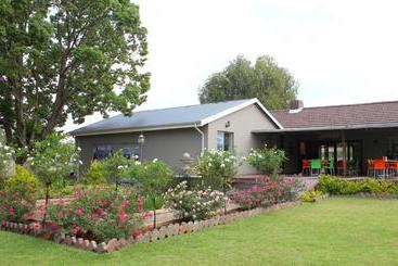 客栈  The Itumeleng Guest House
