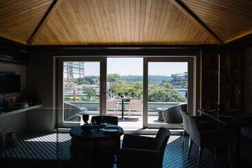 هتل Casa Do Rio Charm Suites
