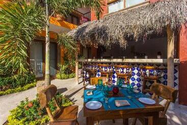 酒店 Casa Lotería  Pueblito Sayulita  Colorful, Family And Relax Experience With Private Parking And Pool