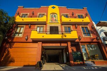 酒店 Casa Lotería  Pueblito Sayulita  Colorful, Family And Relax Experience With Private Parking And Pool