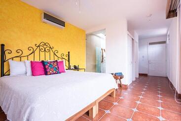 酒店 Casa Lotería Pueblito Sayulita Colorful, Family And Relax Experience With Private Parking And Pool