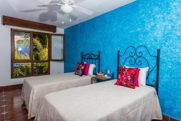 酒店 Casa Lotería  Pueblito Sayulita  Colorful, Family And Relax Experience With Private Parking And Pool
