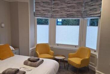 هتل Ferndale Lodge