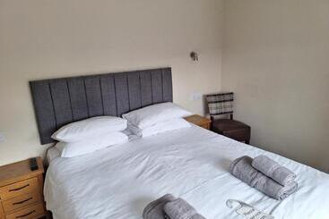 هتل Ferndale Lodge
