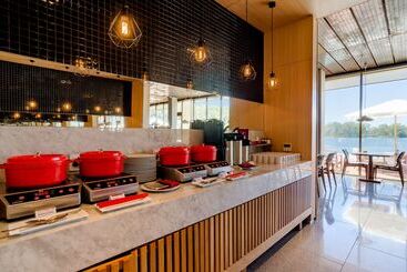هتل Hampton By Hilton Montevideo Carrasco