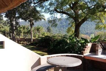 هتل Magoebaskloof Mountain Lodge