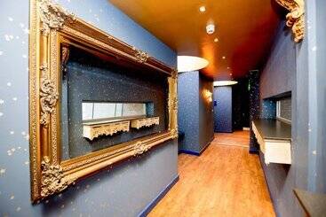 هتل Arthouse