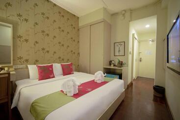 هتل Villa Chacha Khaosan Rambuttri