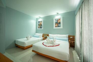 هتل Villa Chacha Khaosan Rambuttri