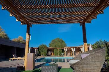 Ittai Hotel