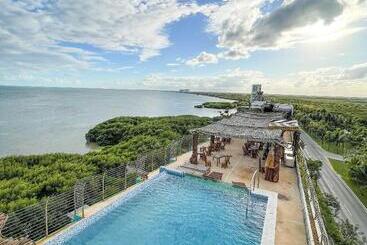 Akuazul Resorts - Cancun