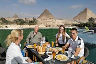 هتل Capital Of Pyramids