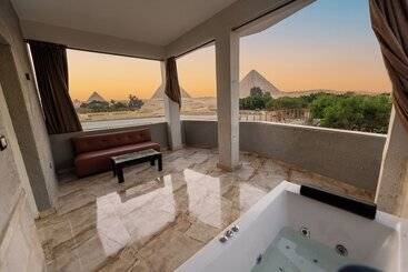هتل Capital Of Pyramids