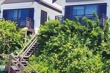 The Crow S Nest Resort
