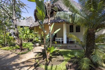 هتل Aestus Villas Resort