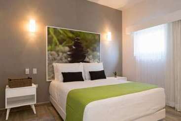 هتل Azura Tulum