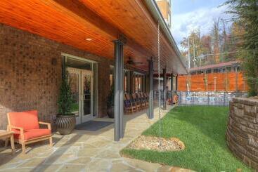 Hotel Fairfield Inn & Suites By Marriott Gatlinburg Downtown