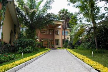 هتل Gorillas Lake Kivu