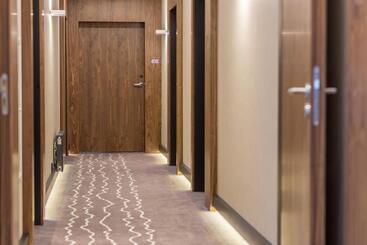 هتل Grand Ascot