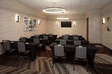 هتل Homewood Suites By Hilton Los Angeles International Airport