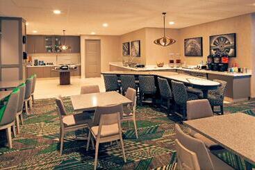 هتل Homewood Suites By Hilton Los Angeles International Airport