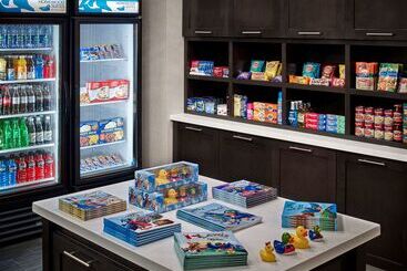 هتل Homewood Suites By Hilton North Bay