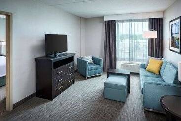 هتل Homewood Suites By Hilton North Bay