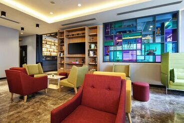 هتل Park Inn By Radisson Izmir