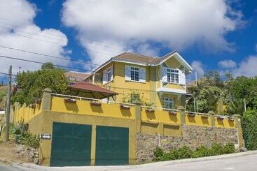 هتل Pontoval B&b