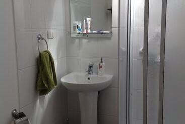 هتل Pontoval B&b