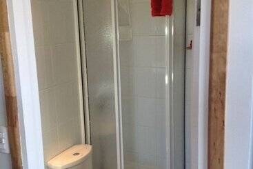 هتل Pontoval B&b