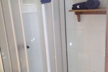 هتل Pontoval B&b