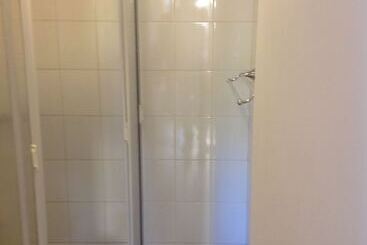 هتل Pontoval B&b