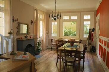 هتل Pontoval B&b