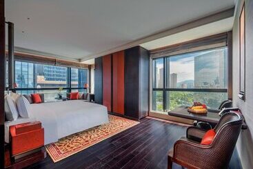 هتل Regent Chongqing Complimentary 1st Round Mini Bar Daily