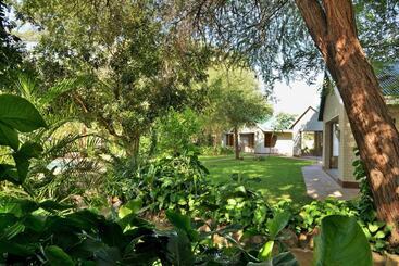 هتل River View Lodge