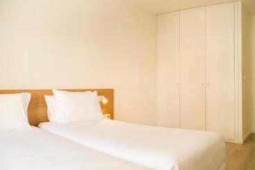 هتل Spot Family Suites