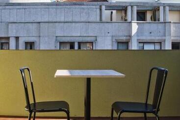 هتل Spot Family Suites