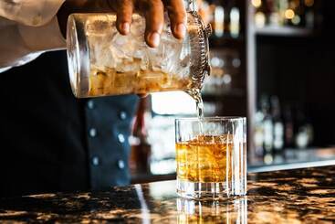 هتل The Tennessean Personal Luxury
