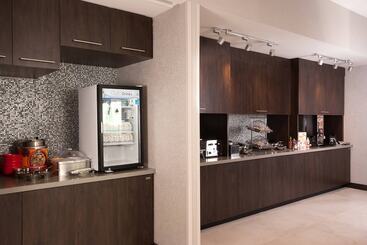 هتل Towneplace Suites By Marriott Charleston Airport/convention Center