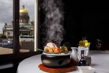 Lotte Hotel St.petersburg