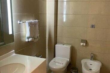 Tehran Grand Hotel 2